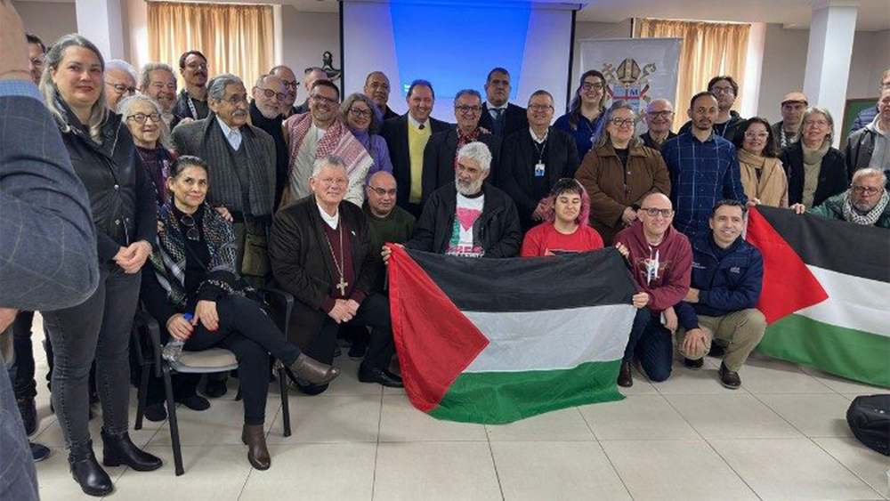 Mobilização reúne entidades da sociedade civil gaúcha e reforça apelo por paz, solidariedade e transparência diante da crise em Gaza. Mobilização reúne entidades da sociedade civil gaúcha e reforça apelo por paz, solidariedade e transparência diante da crise em Gaza.