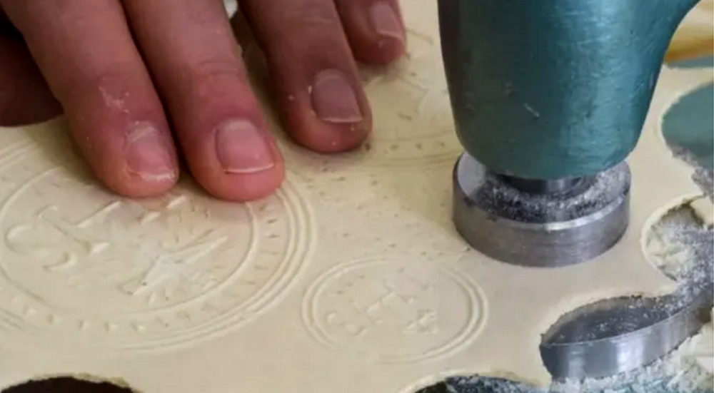 Hóstia. | Fundação Casa delloSpirito e delleArti Hóstia. | Fundação Casa delloSpirito e delleArti