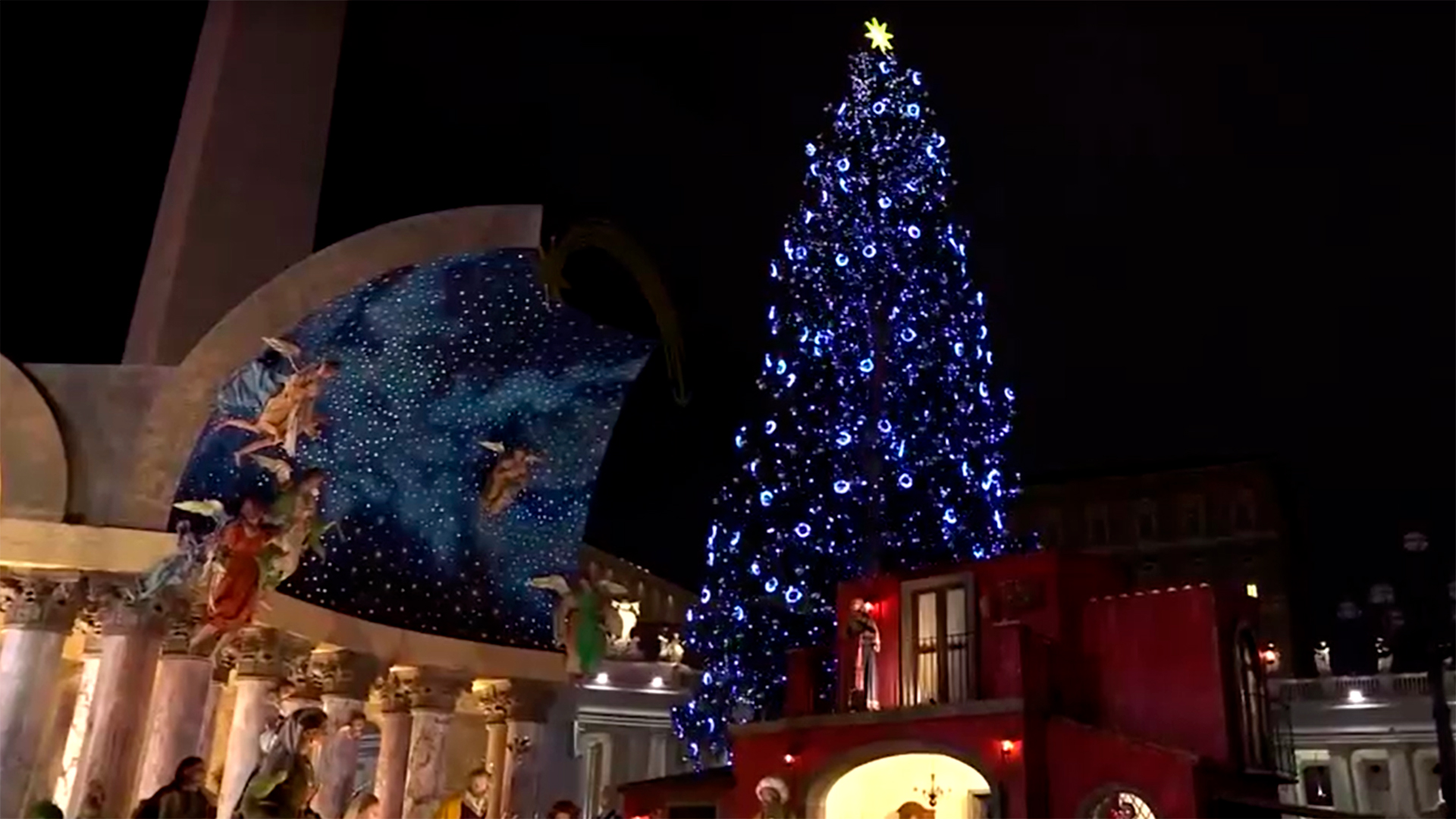 A árvore de Natal e o presépio do Vaticano foram inaugurados nesta segunda-feira, 15 / Foto: Reprodução Reuters A árvore de Natal e o presépio do Vaticano foram inaugurados nesta segunda-feira, 15 / Foto: Reprodução Reuters