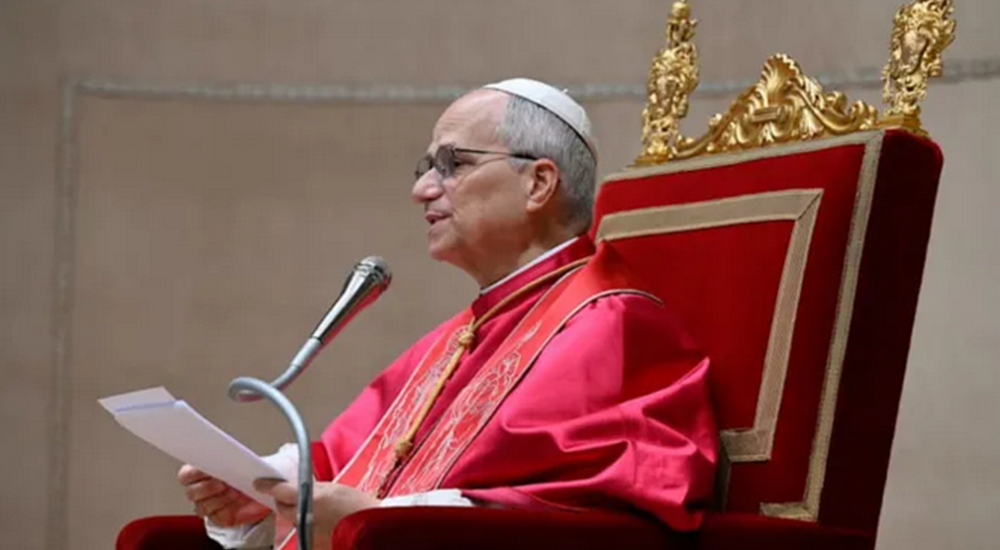 Papa Leão XIV discursa hoje (9) para embaixadores e outros representantes diplomáticos junto à Santa Sé no Palácio Apostólico, no Vaticano. | Vatican Media Papa Leão XIV discursa hoje (9) para embaixadores e outros representantes diplomáticos junto à Santa Sé no Palácio Apostólico, no Vaticano. | Vatican Media