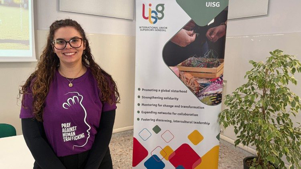 Gabriela Mendonça veio de Santa Catarina para participar dos eventos em Roma contra o Tráfico Humano Gabriela Mendonça veio de Santa Catarina para participar dos eventos em Roma contra o Tráfico Humano