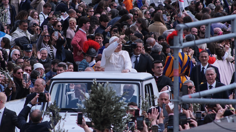 Nos próximos meses, Papa Leão XIV terá visitas pastorais e viagem, além de várias celebrações no Vaticano / Foto: Daniele Santos