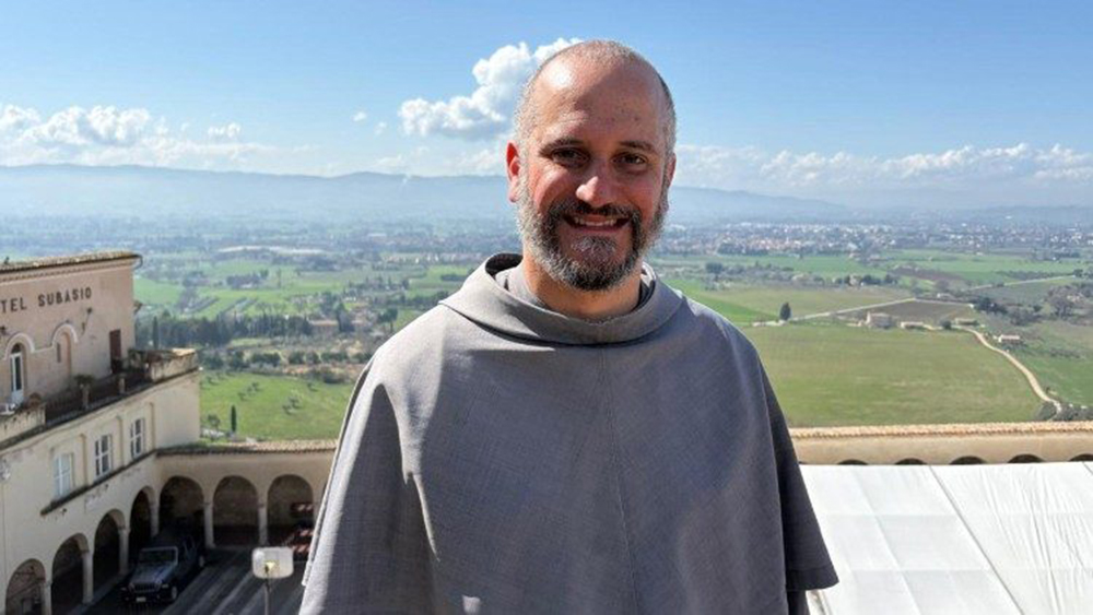 Frei Rafael Normando é o atual coordenador da Basílica de São Francisco em Assis, Itália (©SilvoneiProtz) Frei Rafael Normando é o atual coordenador da Basílica de São Francisco em Assis, Itália (©SilvoneiProtz)