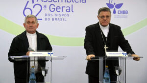 Dom Vilsom e Dom Paulo Cezar durante a coletiva dessa quarta-feira, 22 / Foto: Daniel Xavier