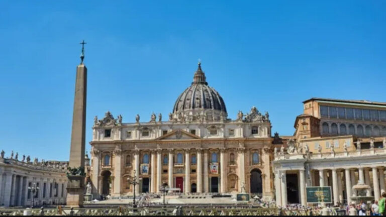Basílica de São Pedro, no Vaticano. | Shutterstock