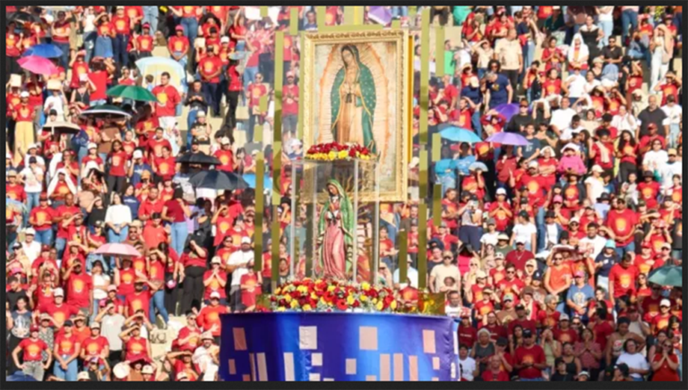 A imagem peregrina de Nossa Senhora de Guadalupe e a reprodução oficial da tilma da imagem de Nossa Senhora de Guadalupe vieram do México para o evento mariano TotusTuus 2026 | Comunicação TotusTuusMariae Festival