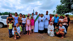 Victor em atividade na Paróquia Jesus Misericordioso, em Itupiranga (fotos: Arquivo pessoal)